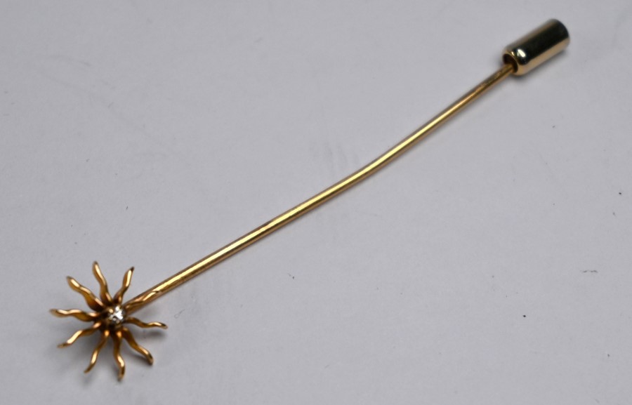 A Victorian amethyst-set pendant and diamond set stick pin - Image 4 of 4