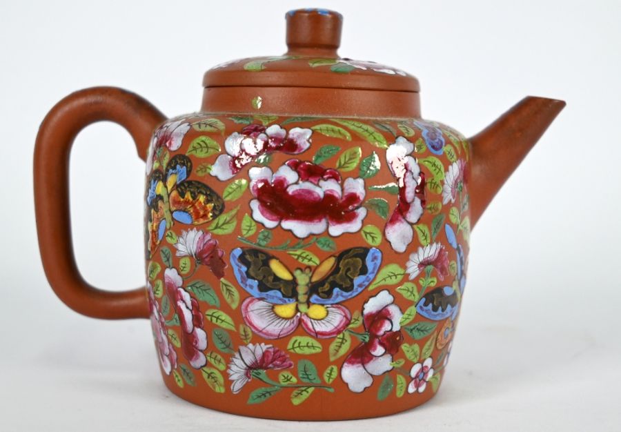 Three Chinese Yixing teapots - Image 13 of 15