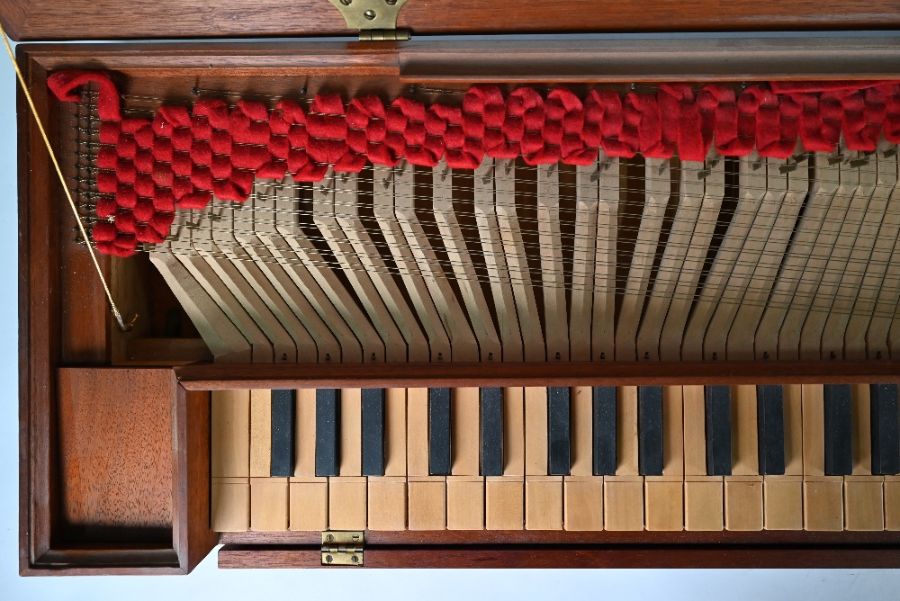 Contemporary clavichord (Naples, 1977) - Image 3 of 3