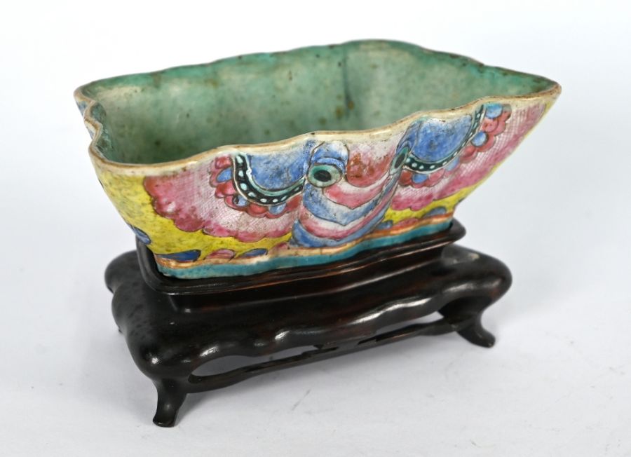 A 19th century Chinese 'Butterfly' bowl, Tongzhi mark