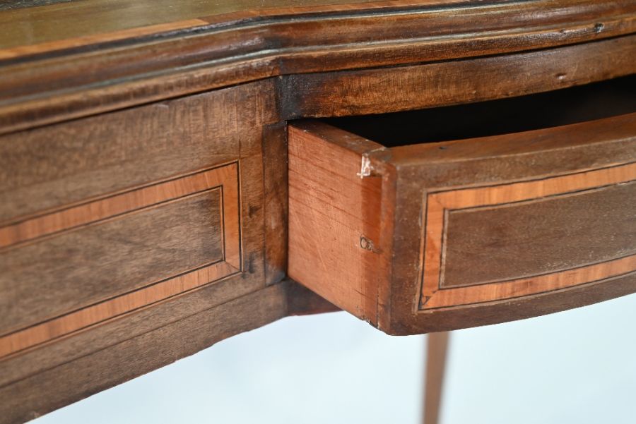 An Edwardian ladies mirror backed writing table - Image 4 of 6