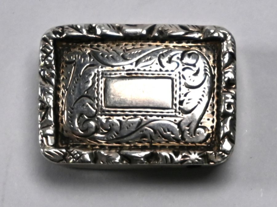 Silver vinaigrette - Nathaniel Mills, London 1850 - Image 2 of 5