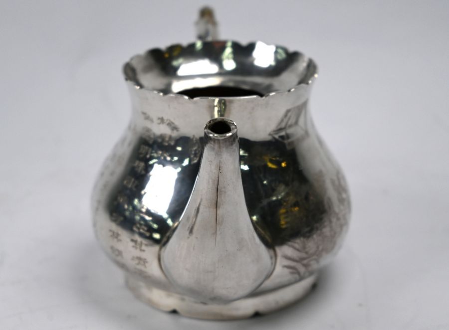 19th Century Chinese export silver tea pot & strainer - Image 6 of 8