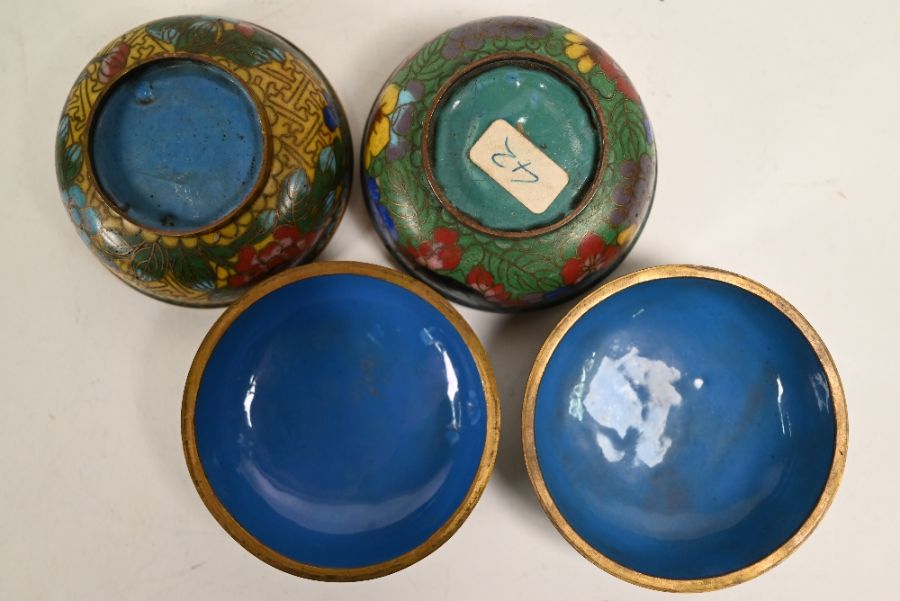 A group of five Chinese cloisonné and enamel items - Image 6 of 8