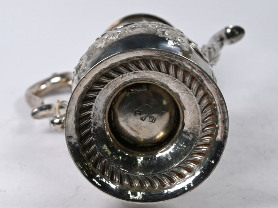 Georgian silver pear-shaped coffee pot, London 1775 - Image 4 of 5