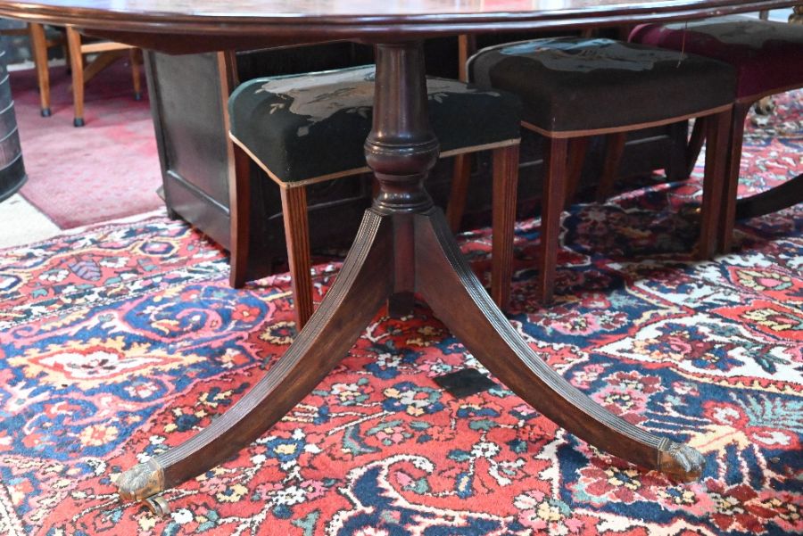 Victorian mahogany twin pedestal 'D' end dining table with extra leaf - Image 2 of 4