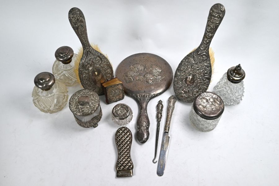 Silver-mounted scent bottles, toilet jars, etc. - Image 2 of 5