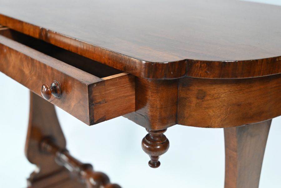 A Victorian rosewood side table - Image 3 of 5