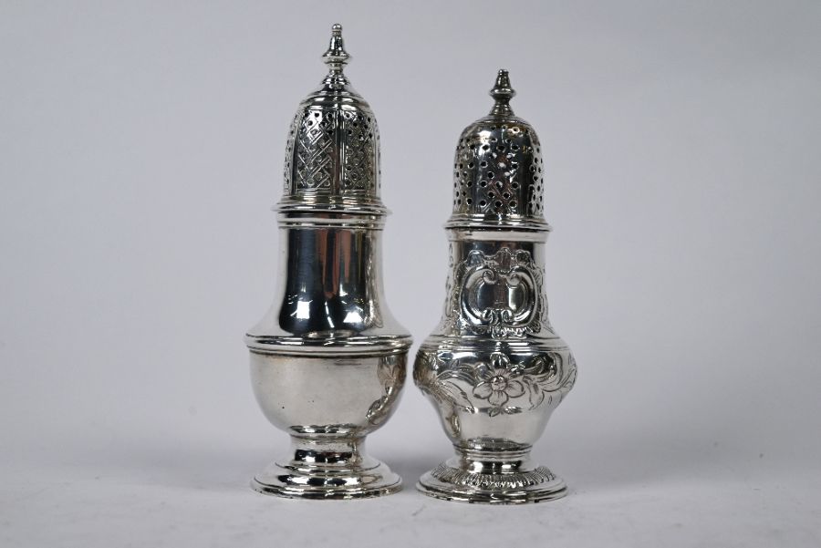 Two Georgian silver pepperettes - Image 2 of 4