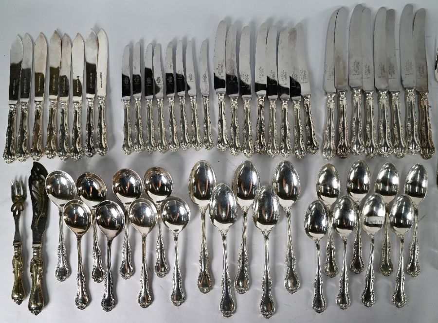 Set of Mappin & Webb epns Russell pattern flatware and cutlery for eight - Image 2 of 4