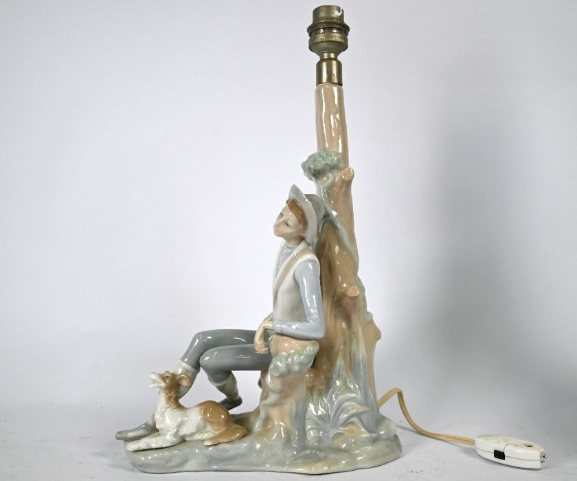 A large Lladro figure of a young woman - Image 2 of 5