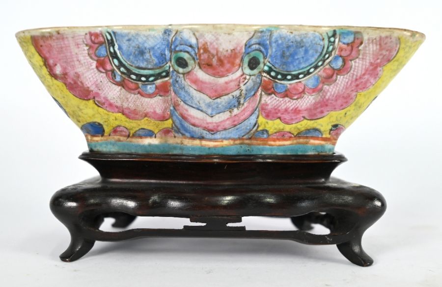 A 19th century Chinese 'Butterfly' bowl, Tongzhi mark - Image 2 of 13