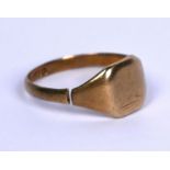 A square faced 9ct rose gold signet ring