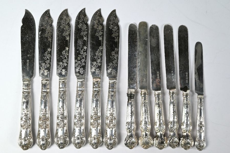 Silver-handled cutlery - Image 2 of 3