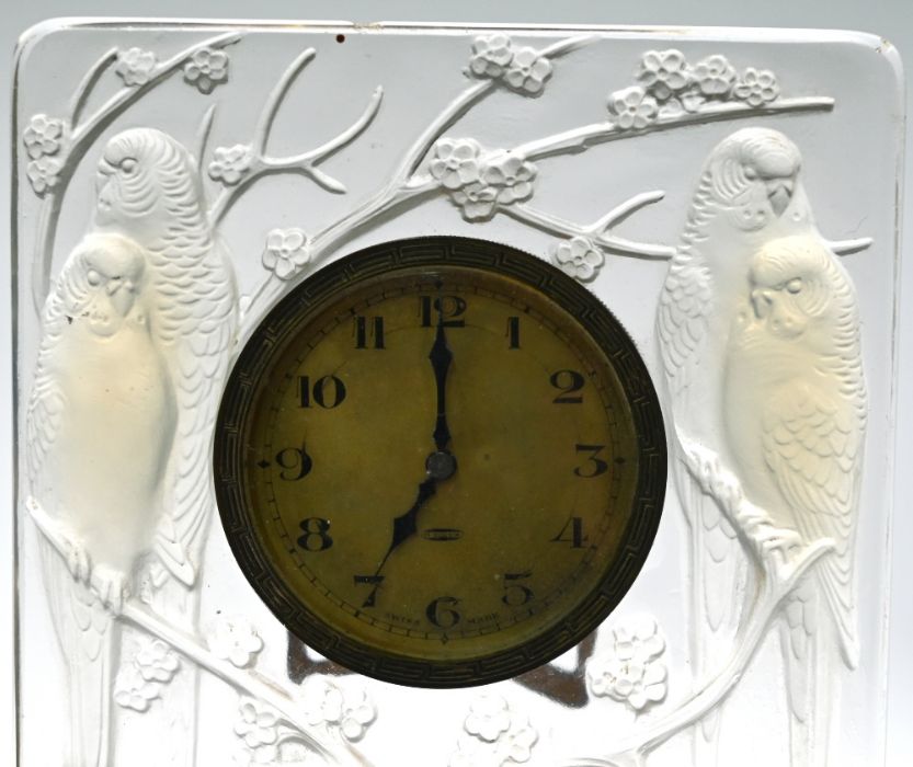 A Lalique opalescent glass 'Inseparables' strut clock - Image 3 of 5