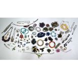 A collection of various mixed vintage and later costume jewelllery