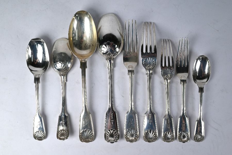 Silver part set of fiddle, thread and shell flatware - Image 2 of 2