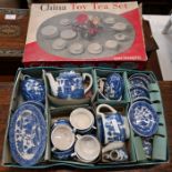 Blue and white china Willow pattern toy tea set