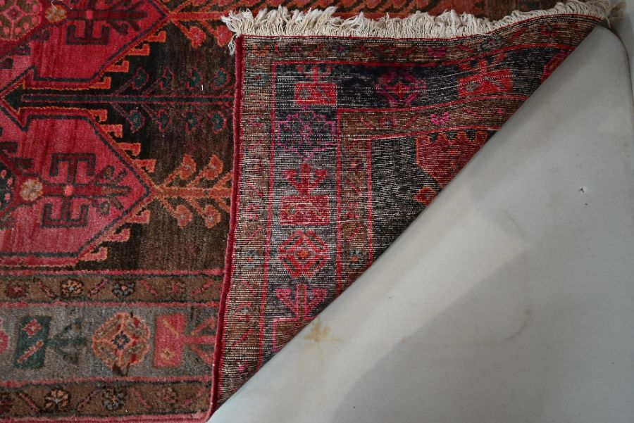 A modern Persian Hamadan rug, 295 cm x 143 cm - Image 3 of 3