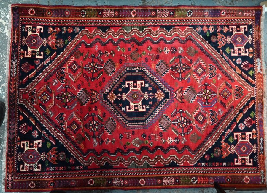 A South West Persian Qashqai rug 160 cm x 113 cm