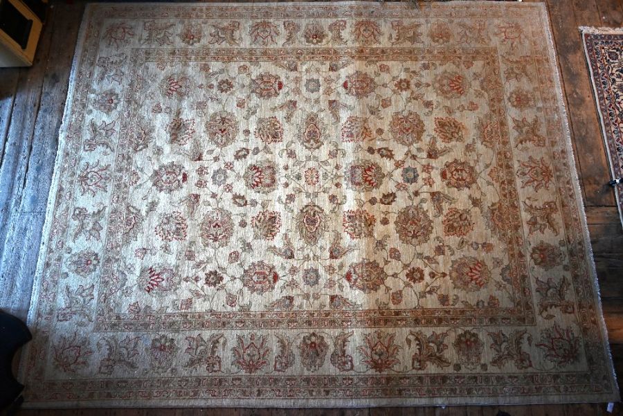 A contemporary Agra Chobi carpet, 309 cm x 252 cm