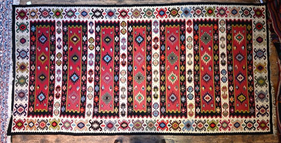 A vintage Caucasian kelim, 200 cm x 99 cm