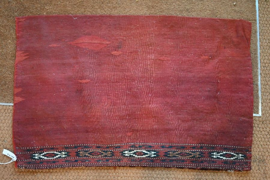 An old Turkoman flat-woven saddlebag 131 cm x 79 cm - Image 2 of 2