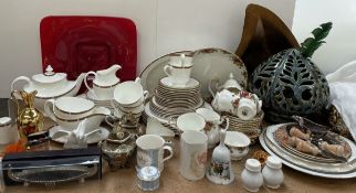 A St Michael Connaught part dinner and tea set together with a Royal Albert Old Country Roses