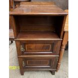 An Edwardian mahogany bookcase cabinet,