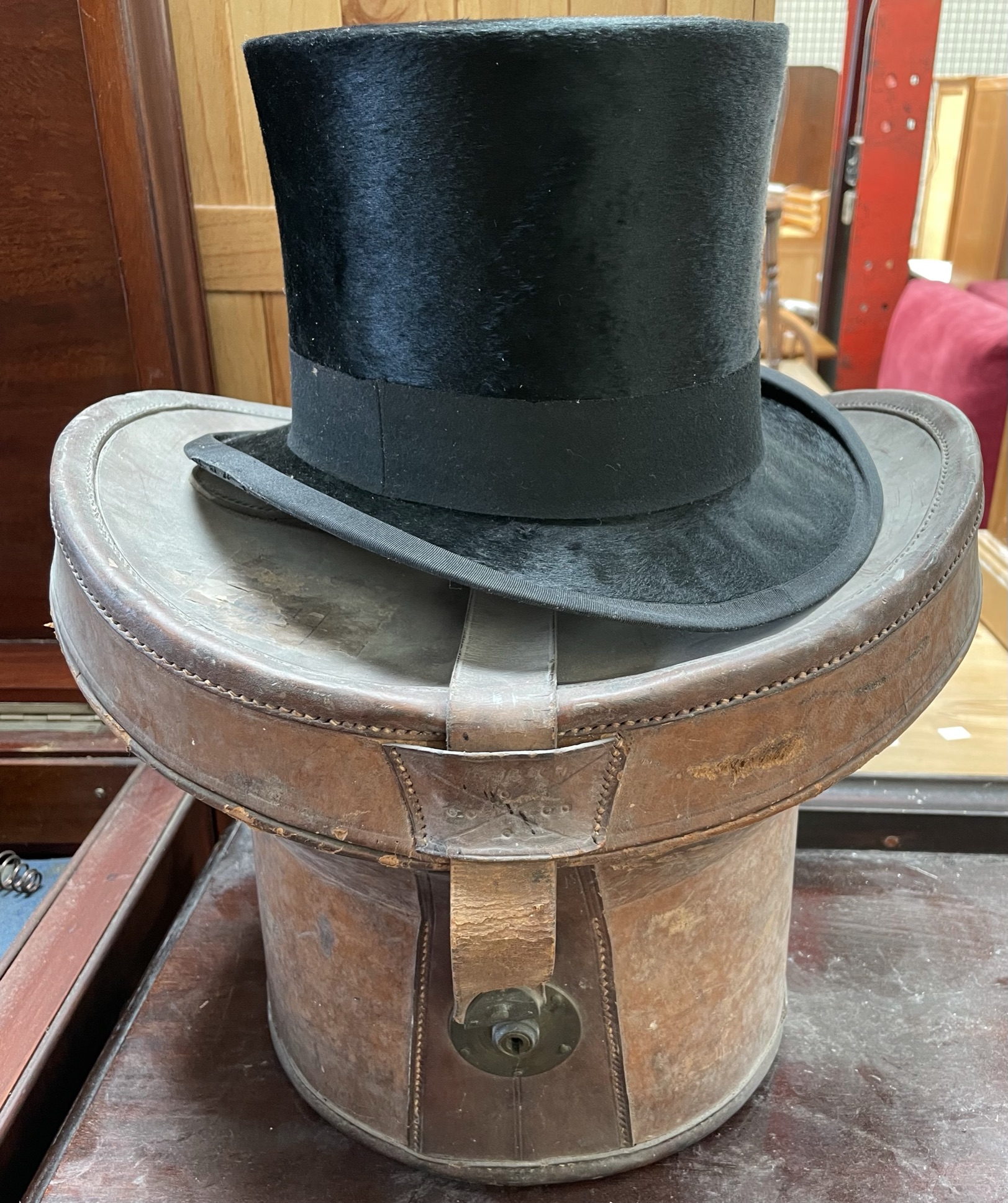 A Christy's London top hat in a leather case.