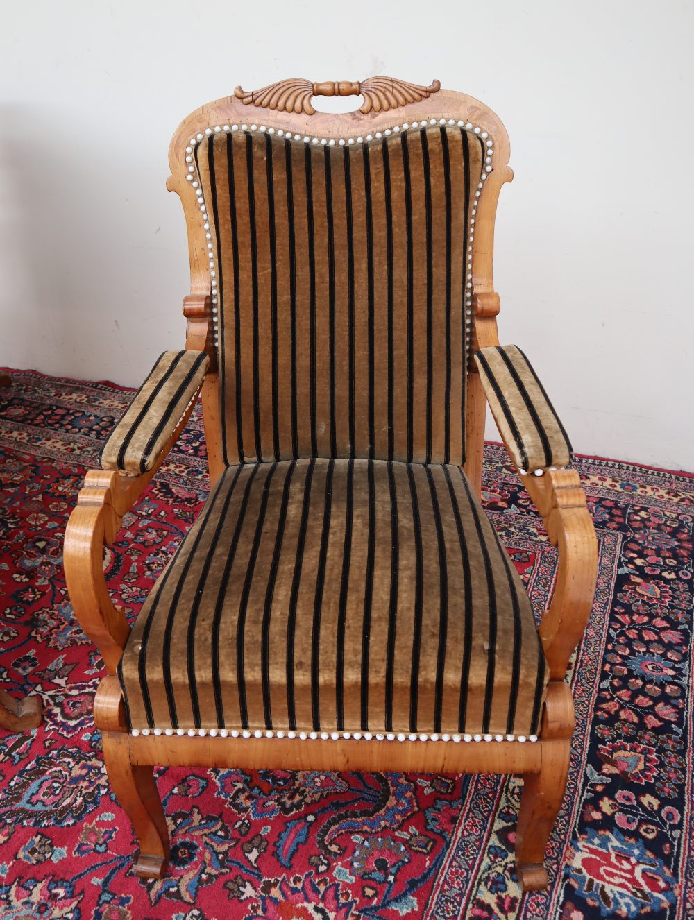 A Biedermeier style salon suite comprising a three seater settee, - Image 9 of 9