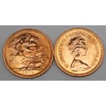 Two Elizabeth II gold sovereigns dated 1974 CONDITION REPORT: 1974 Sovereign photos