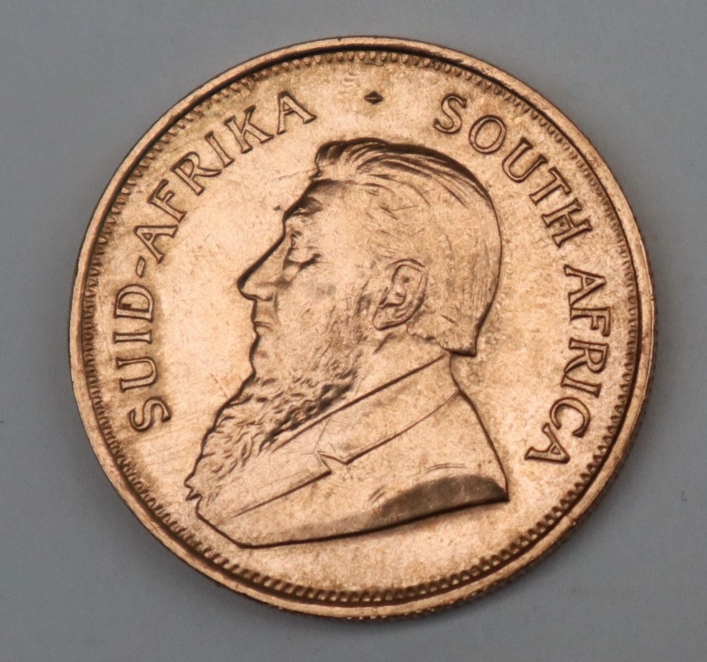 South Africa - A 1974 Krugerrand, 1 oz. fine gold (.999). Obv: Bust of Paul Kruger left. - Image 2 of 2