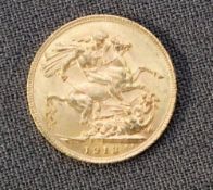 A George V gold sovereigns,