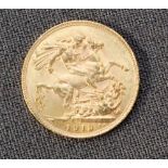 A George V gold sovereigns,