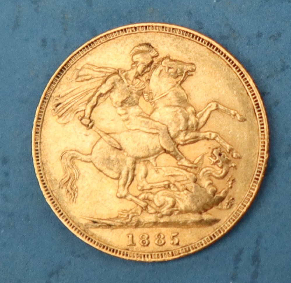 A Victorian gold sovereign dated 1885 - Image 2 of 2