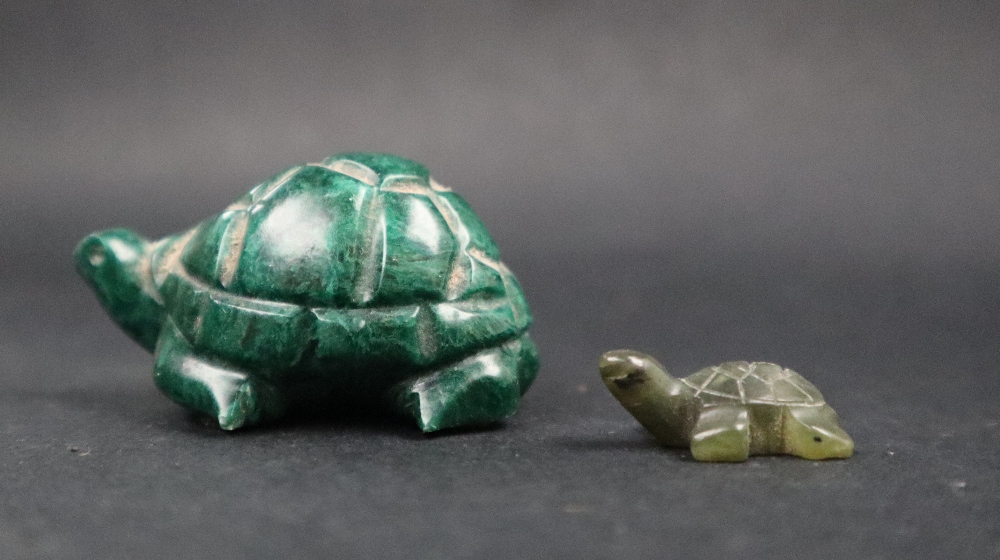 A South Africa Verdite carved tortoise, - Image 5 of 7
