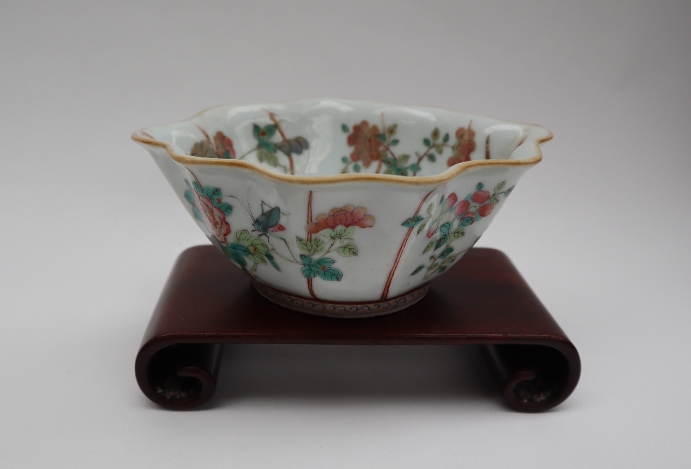 A Chinese famille rose porcelain bowl of lobed shape, - Image 9 of 9