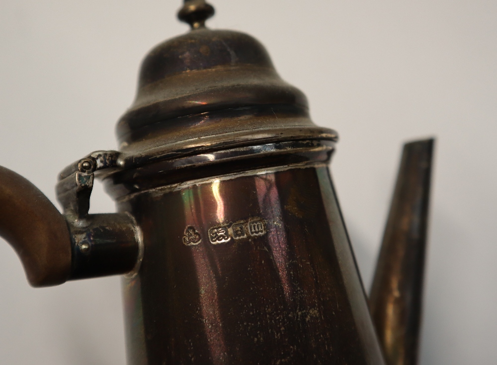 A George V silver hot water pot, - Image 2 of 3