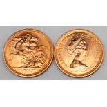 Two Elizabeth II gold sovereigns dated 1974 CONDITION REPORT: 1974 Sovereign photos