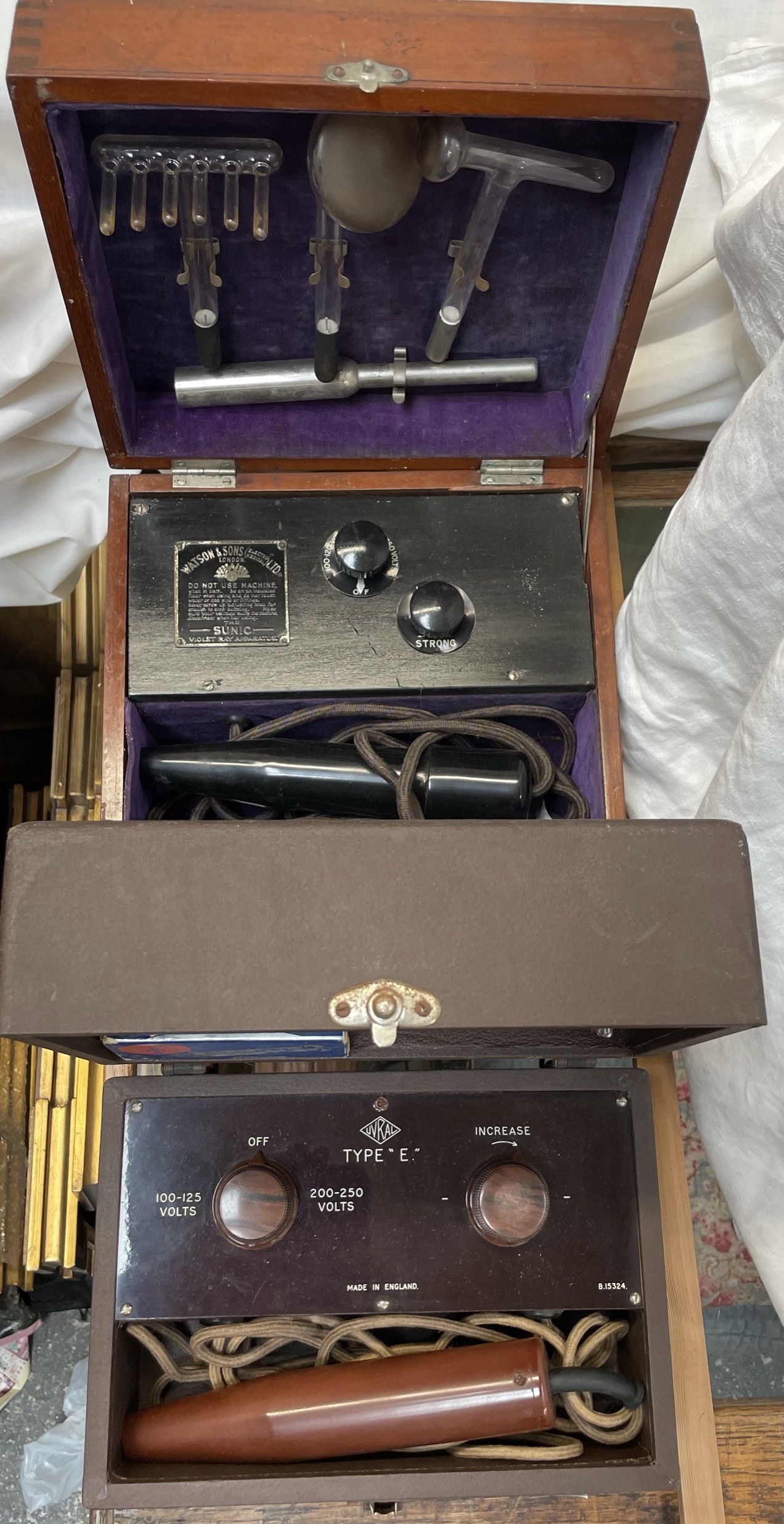 A Watson and Son Sunic violet ray apparatus,
