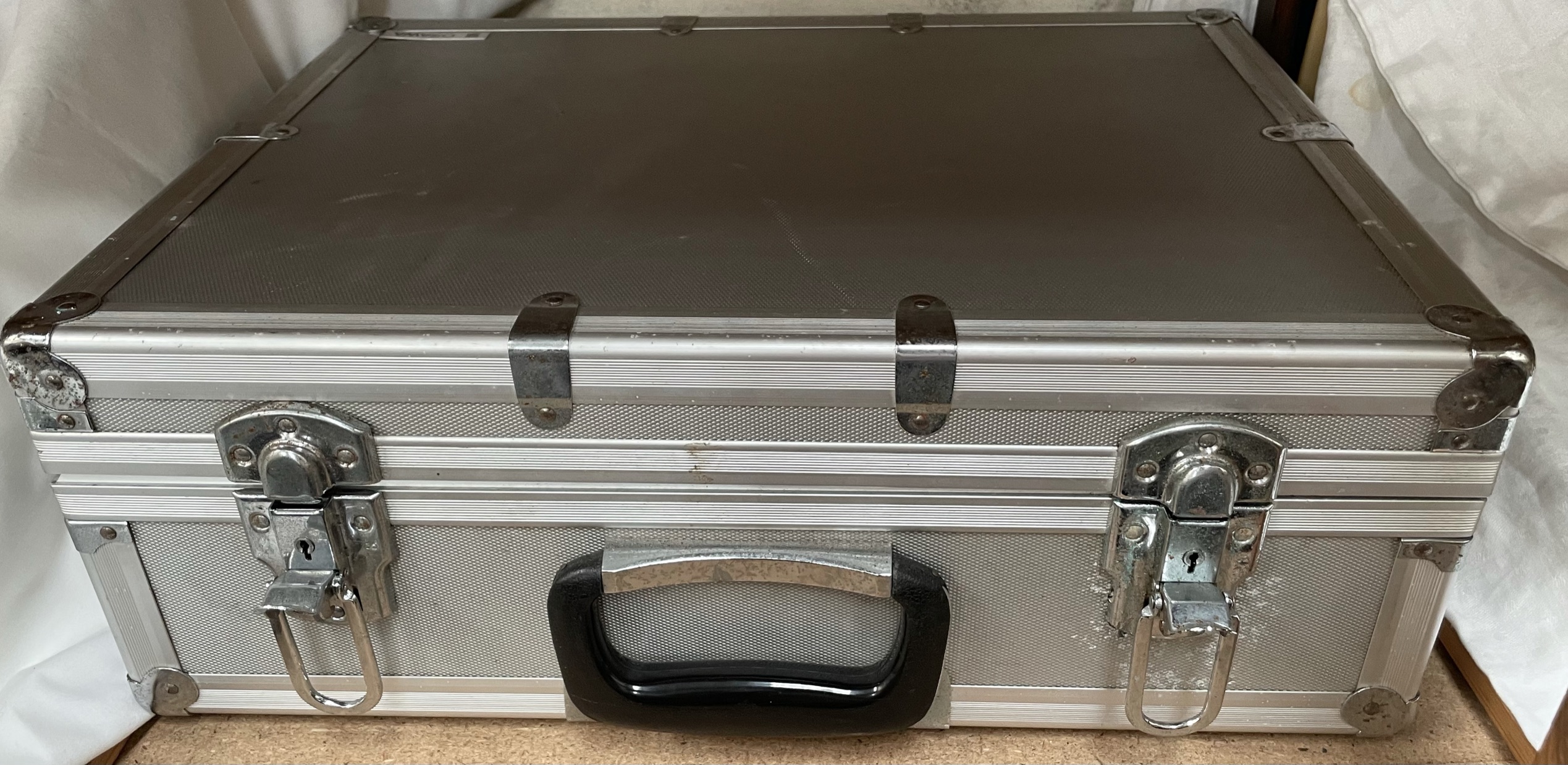 An Osawa camera suitcase with accessories