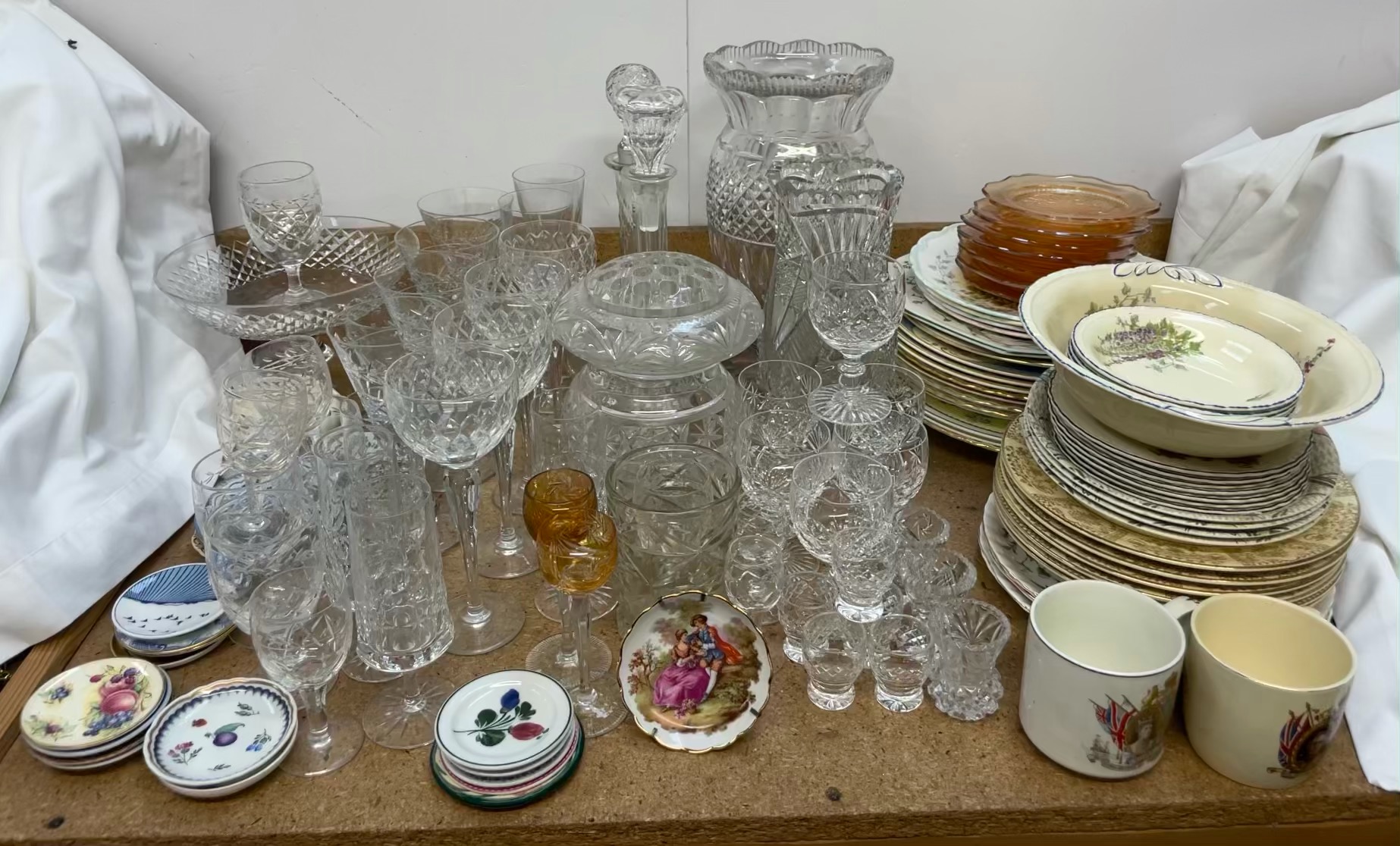 Crystal glass vases together with drinking glasses,
