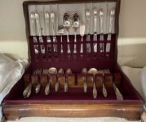 A Rogers Bros First love pattern cased flatware service