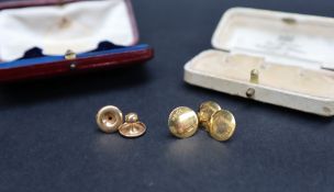 A set of three 18ct gold shirt studs together with two other 18ct gold shirt studs,