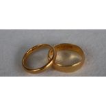 Two 22ct yellow gold wedding bands, approximately 9 grams,