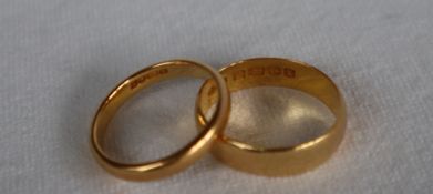 Two 22ct yellow gold wedding bands, approximately 9 grams,
