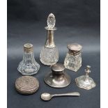 An Edward VII silver topped and cut glass scent bottle, Birmingham, 1907,