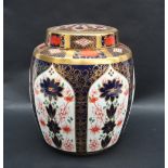 A Royal Crown Derby Old Imari 1128 pattern ginger jar and cover,