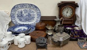 A Colandine pattern blue and white meat plate together with other blue and white plates,